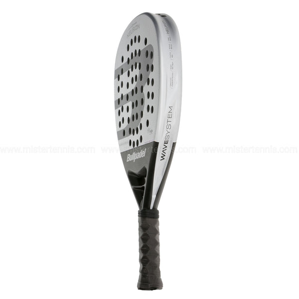 Bullpadel Nueron 2025
